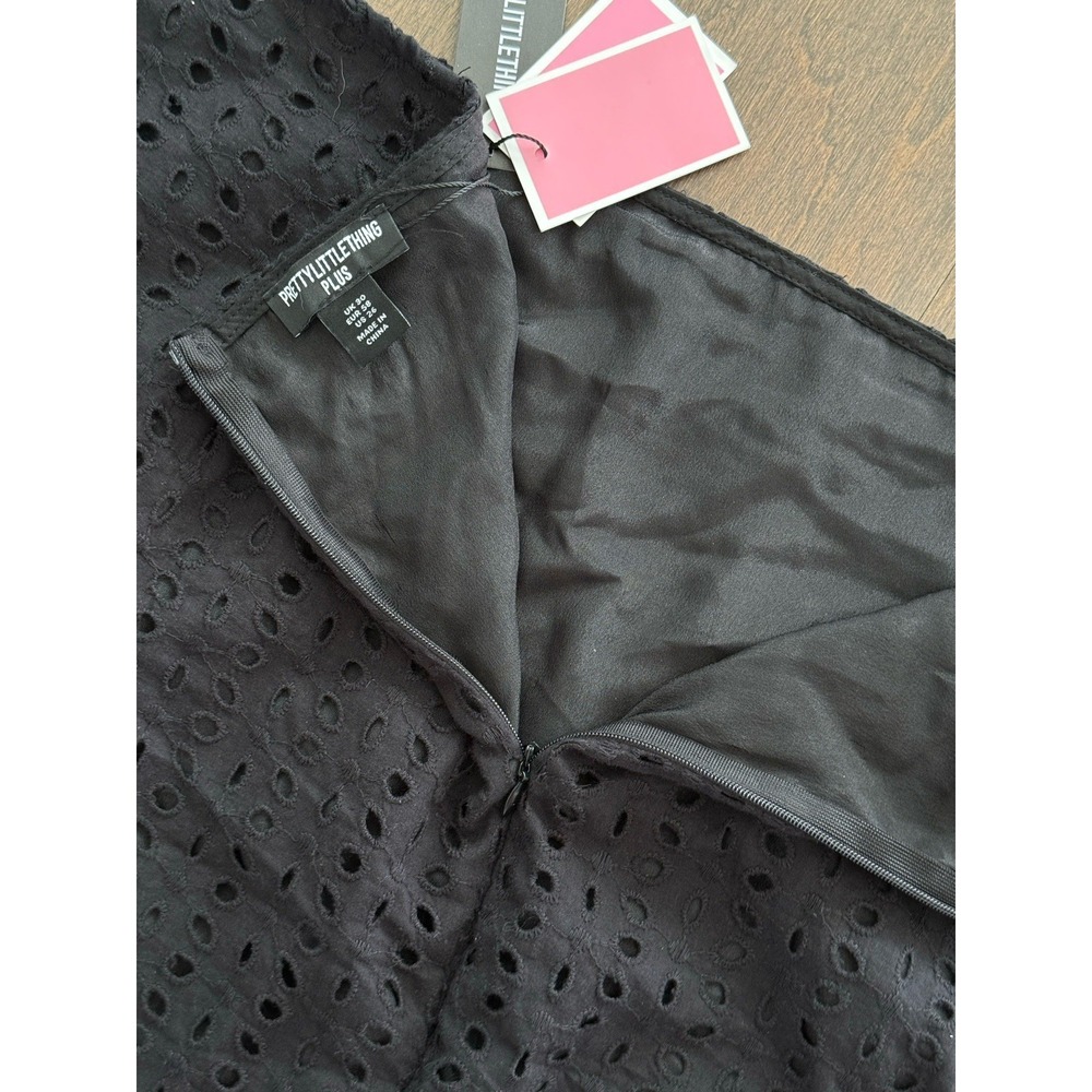 NWT Pretty Little Thing Black Eyelet Corset and Skirt Women's Size US 26 Set - Picture 14 of 14